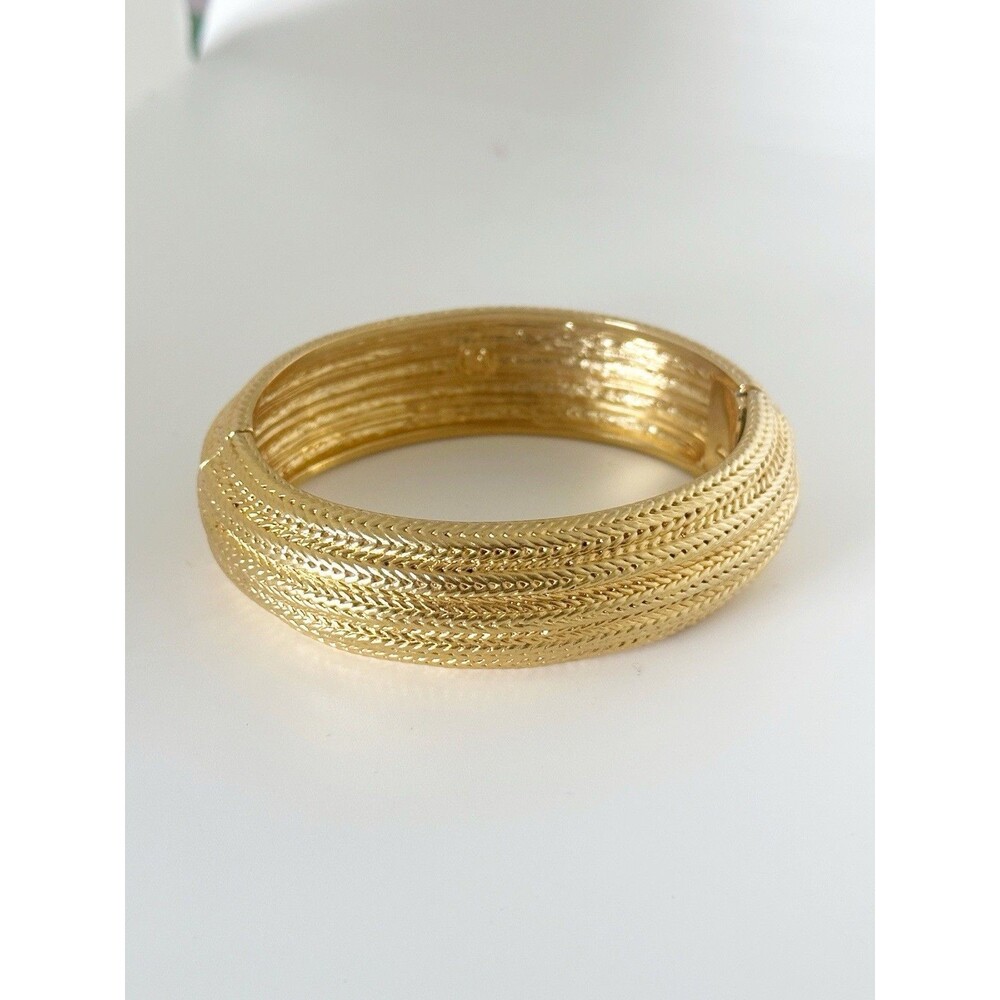Vintage St. John Bangle Clamper Bracelet Gold Tone Woven Texture Designer - Picture 9 of 9